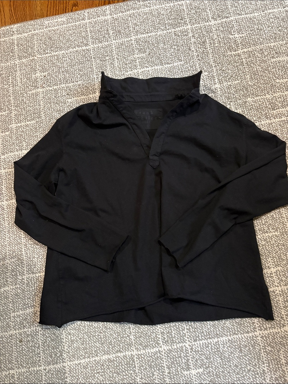 Frank & Eileen Black Patrick Popover Henley sz L